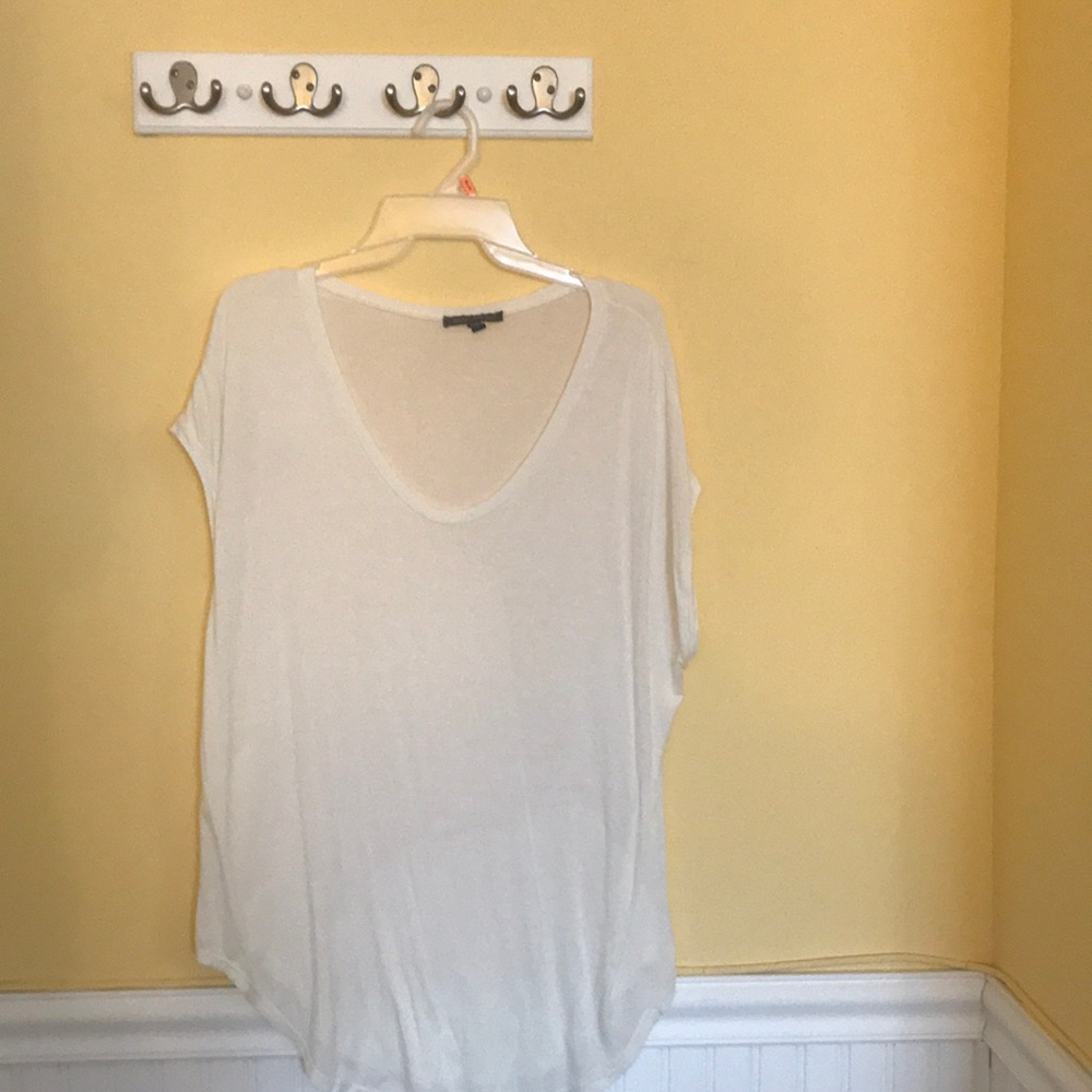 American Eagle - Loose Fit White Tee